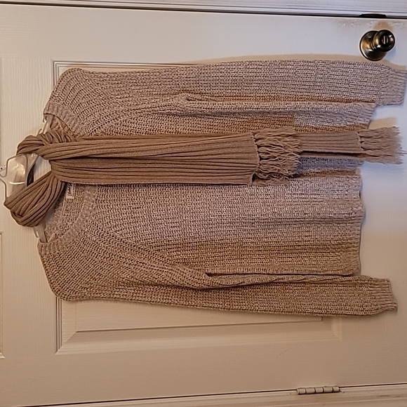 Faded Glory Tops - NWOT Knit sweater with scarf  faded glory brand